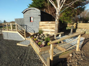 Ty'r Bugail - Shepherds Hut